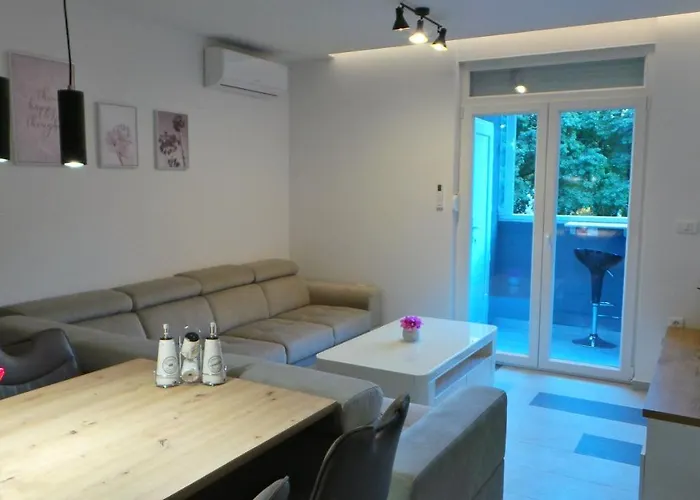 Katarina Apartment *