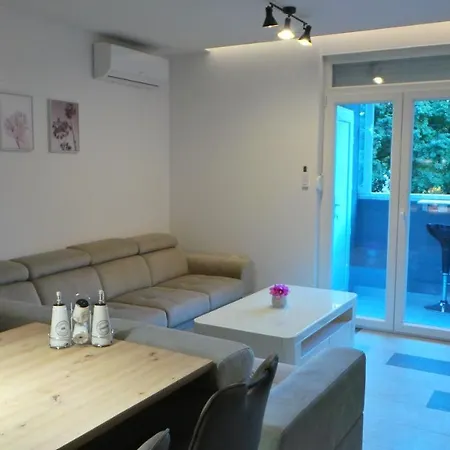 Katarina Apartament *